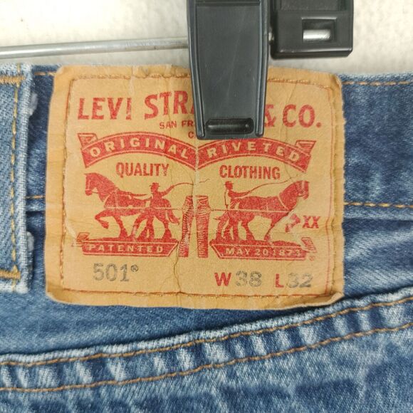 Levis 501 Jeans Mens Size 38x29 Blue Denim Button Fly Medium Wash Straight Leg - Picture 7 of 15